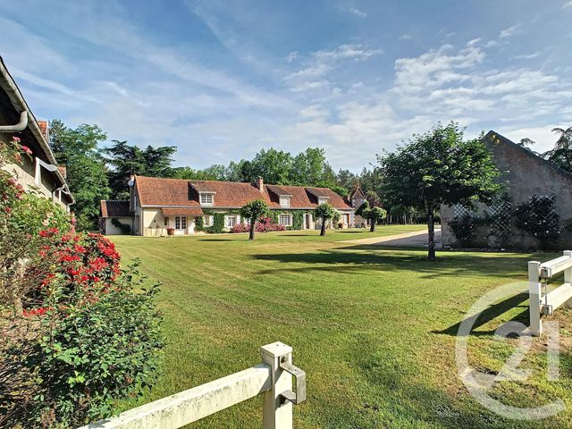 Afficher la photo en grand maison à vendre - 11 pièces - 389.11 m2 - ROMORANTIN LANTHENAY - 41 - CENTRE - Century 21 Sologne Immobilier
