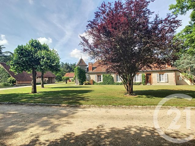 Afficher la photo en grand maison à vendre - 11 pièces - 389.11 m2 - ROMORANTIN LANTHENAY - 41 - CENTRE - Century 21 Sologne Immobilier