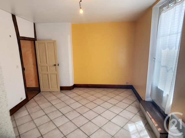 Appartement F2 à louer - 3 pièces - 53.92 m2 - ROMORANTIN LANTHENAY - 41 - CENTRE - Century 21 Sologne Immobilier Appartement F2 à louer - 3 pièces - 53.92 m2 - ROMORANTIN LANTHENAY - 41 - CENTRE - Century 21 Sologne Immobilier