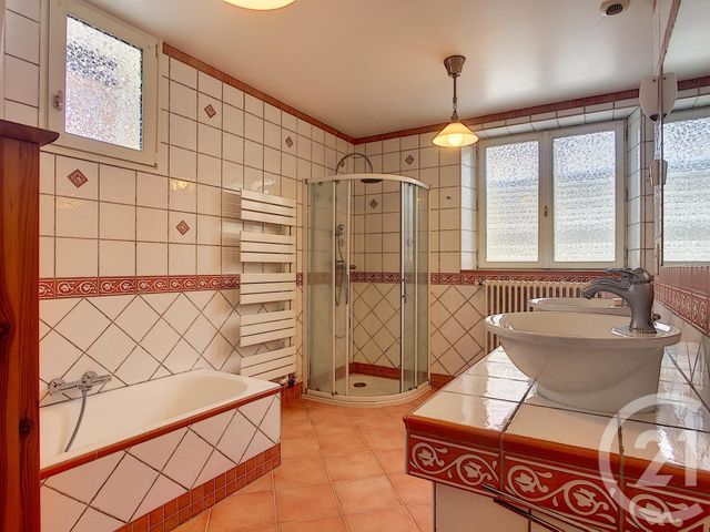 Afficher la photo en grand maison à vendre - 8 pièces - 160.11 m2 - ROMORANTIN LANTHENAY - 41 - CENTRE - Century 21 Sologne Immobilier