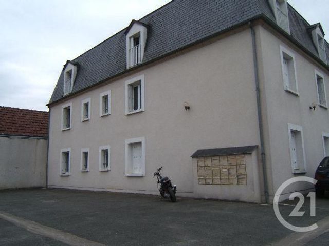 Afficher la photo en grand appartement à louer - 2 pièces - 40.0 m2 - ROMORANTIN LANTHENAY - 41 - CENTRE - Century 21 Sologne Immobilier