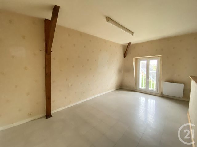 Afficher la photo en grand appartement à louer - 2 pièces - 40.0 m2 - ROMORANTIN LANTHENAY - 41 - CENTRE - Century 21 Sologne Immobilier