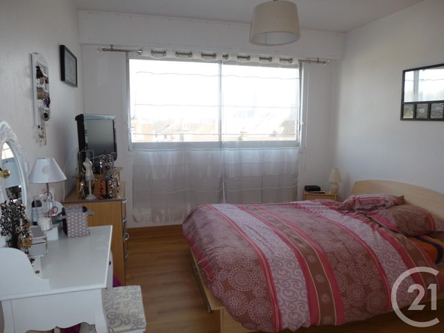 appartement à vendre - 3 pièces - 82.1 m2 - ROMORANTIN LANTHENAY - 41 - CENTRE - Century 21 Sologne Immobilier appartement à vendre - 3 pièces - 82.1 m2 - ROMORANTIN LANTHENAY - 41 - CENTRE - Century 21 Sologne Immobilier