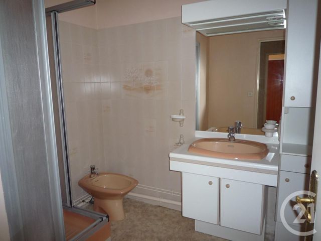 Afficher la photo en grand Appartement F2 à louer - 2 pièces - 55.0 m2 - ROMORANTIN LANTHENAY - 41 - CENTRE - Century 21 Sologne Immobilier