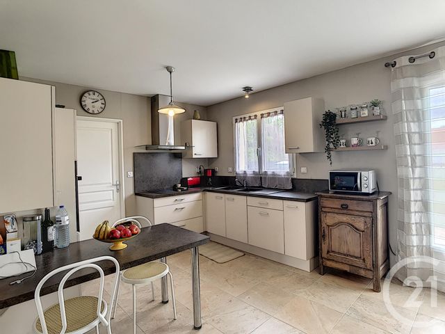 maison à vendre - 5 pièces - 93.27 m2 - MENNETOU SUR CHER - 41 - CENTRE - Century 21 Sologne Immobilier maison à vendre - 5 pièces - 93.27 m2 - MENNETOU SUR CHER - 41 - CENTRE - Century 21 Sologne Immobilier