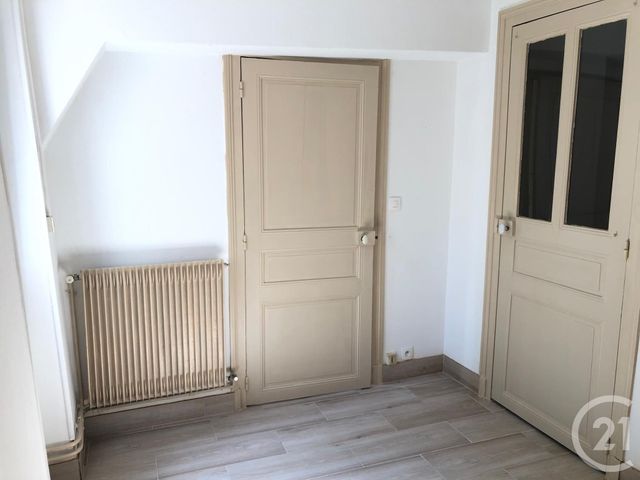 maison à louer - 2 pièces - 40.59 m2 - ROMORANTIN LANTHENAY - 41 - CENTRE - Century 21 Sologne Immobilier maison à louer - 2 pièces - 40.59 m2 - ROMORANTIN LANTHENAY - 41 - CENTRE - Century 21 Sologne Immobilier