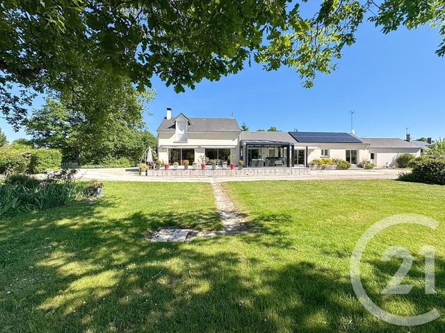 maison à vendre - 6 pièces - 231.2 m2 - LA FERTE ST CYR - 41 - CENTRE - Century 21 Sologne Immobilier