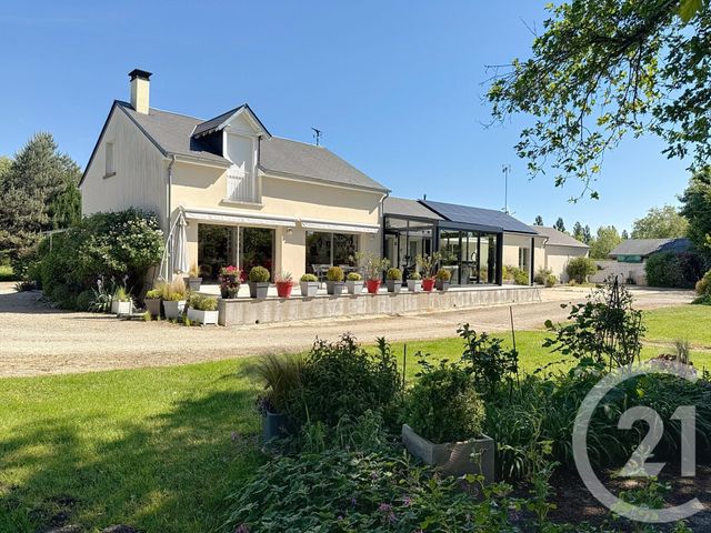 maison à vendre - 6 pièces - 231.2 m2 - LA FERTE ST CYR - 41 - CENTRE - Century 21 Sologne Immobilier