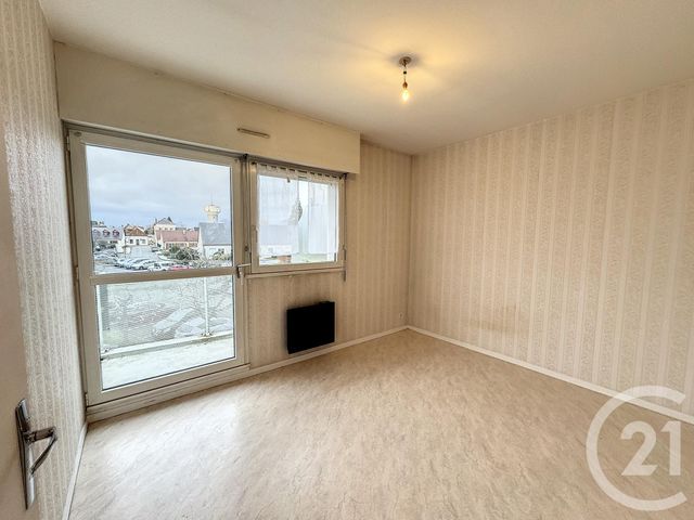 Afficher la photo en grand Appartement F2 à vendre - 2 pièces - 49.0 m2 - ROMORANTIN LANTHENAY - 41 - CENTRE - Century 21 Sologne Immobilier