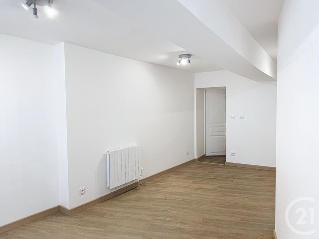 Appartement F2 à louer - 2 pièces - 39.66 m2 - CHABRIS - 36 - CENTRE - Century 21 Sologne Immobilier