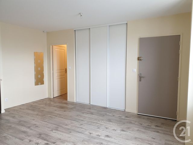 Appartement F2 à louer - 2 pièces - 50.0 m2 - ROMORANTIN LANTHENAY - 41 - CENTRE - Century 21 Sologne Immobilier