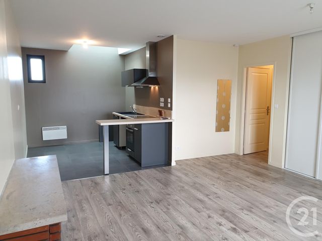 Appartement F2 à louer - 2 pièces - 50.0 m2 - ROMORANTIN LANTHENAY - 41 - CENTRE - Century 21 Sologne Immobilier