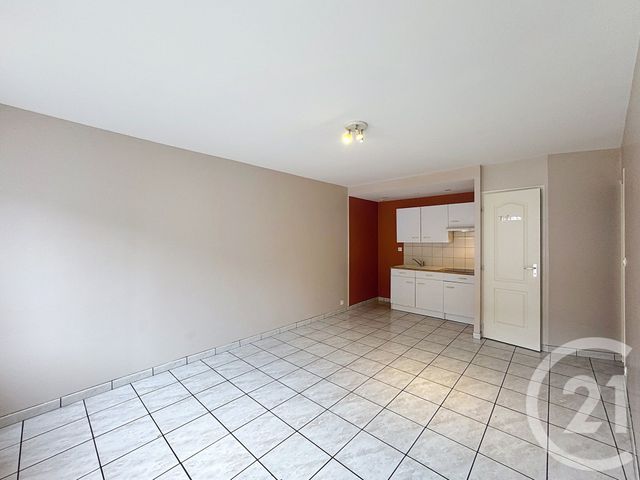 Appartement F2 à louer - 2 pièces - 33.0 m2 - ROMORANTIN LANTHENAY - 41 - CENTRE - Century 21 Sologne Immobilier