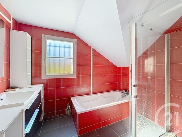 maison à vendre - 5 pièces - 133.39 m2 - VILLEFRANCHE SUR CHER - 41 - CENTRE - Century 21 Sologne Immobilier