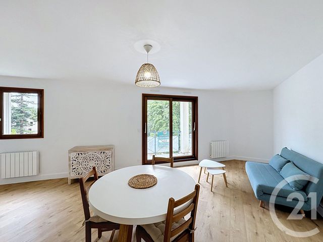 Appartement F1 à louer - 1 pièce - 41.5 m2 - ROMORANTIN LANTHENAY - 41 - CENTRE - Century 21 Sologne Immobilier