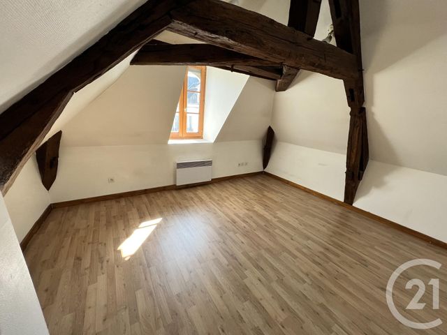 Appartement Duplex à louer - 2 pièces - 33.0 m2 - ROMORANTIN LANTHENAY - 41 - CENTRE - Century 21 Sologne Immobilier