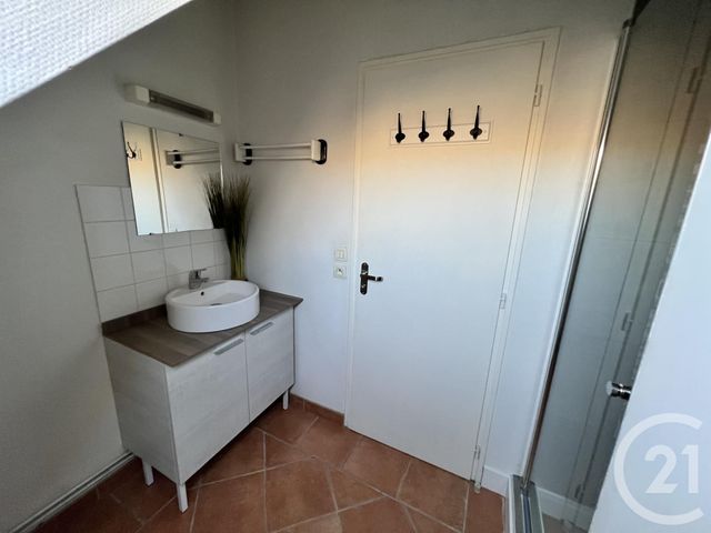 Appartement Duplex à louer - 2 pièces - 33.0 m2 - ROMORANTIN LANTHENAY - 41 - CENTRE - Century 21 Sologne Immobilier
