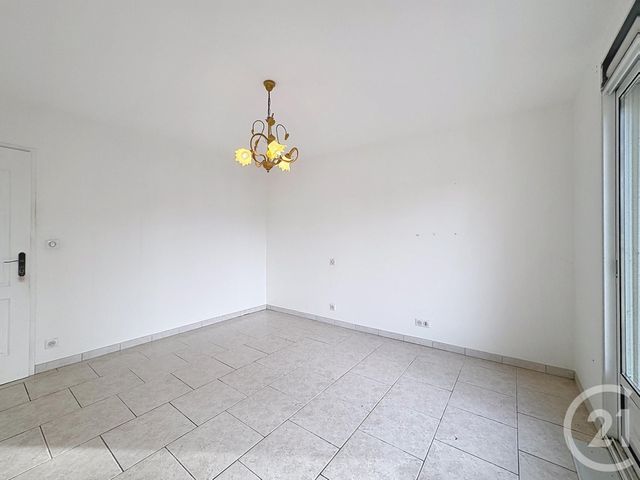 maison à louer - 6 pièces - 225.0 m2 - GIEVRES - 41 - CENTRE - Century 21 Sologne Immobilier