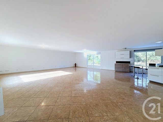 maison à louer - 6 pièces - 225.0 m2 - GIEVRES - 41 - CENTRE - Century 21 Sologne Immobilier