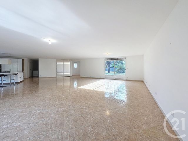 maison à louer - 6 pièces - 225.0 m2 - GIEVRES - 41 - CENTRE - Century 21 Sologne Immobilier