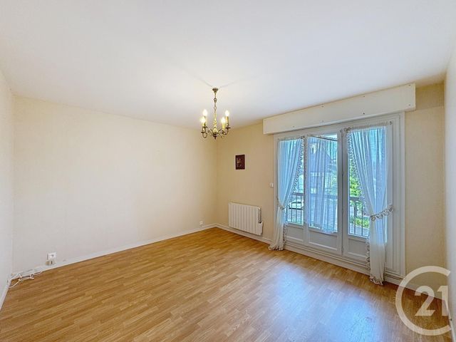 Appartement F3 à louer - 3 pièces - 82.0 m2 - ROMORANTIN LANTHENAY - 41 - CENTRE - Century 21 Sologne Immobilier
