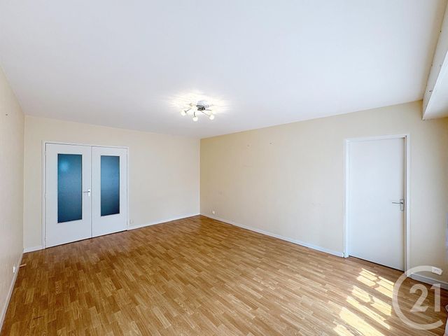 Appartement F3 à louer - 3 pièces - 82.0 m2 - ROMORANTIN LANTHENAY - 41 - CENTRE - Century 21 Sologne Immobilier